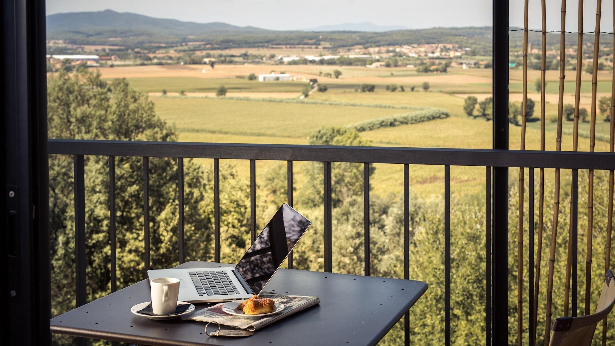 Hotel Castell D'Emporda La Bisbal d'Emporda Екстер'єр фото