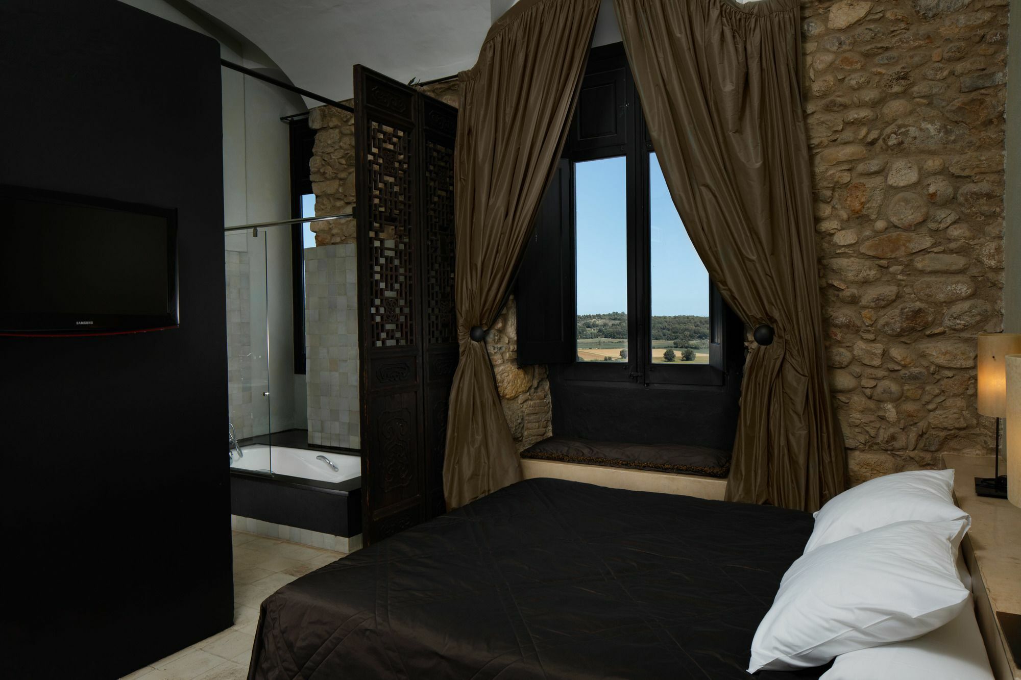 Hotel Castell D'Emporda La Bisbal d'Emporda Екстер'єр фото